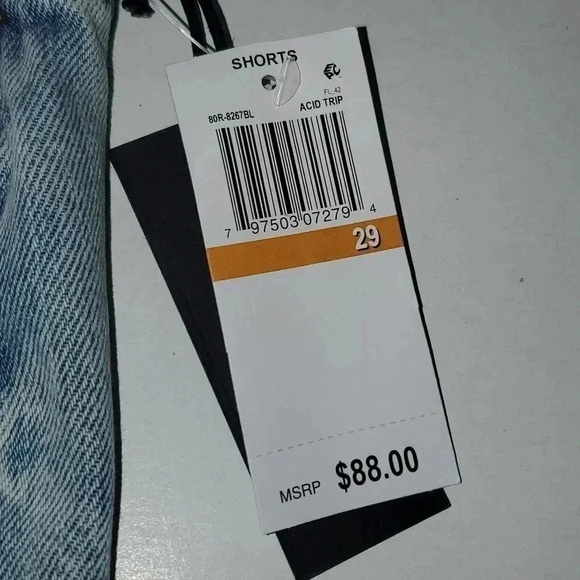 Blank NYC "The Barrow" Distressed Acid Wash Vintage High Rise Denim Short NWT - Picture 10 of 12